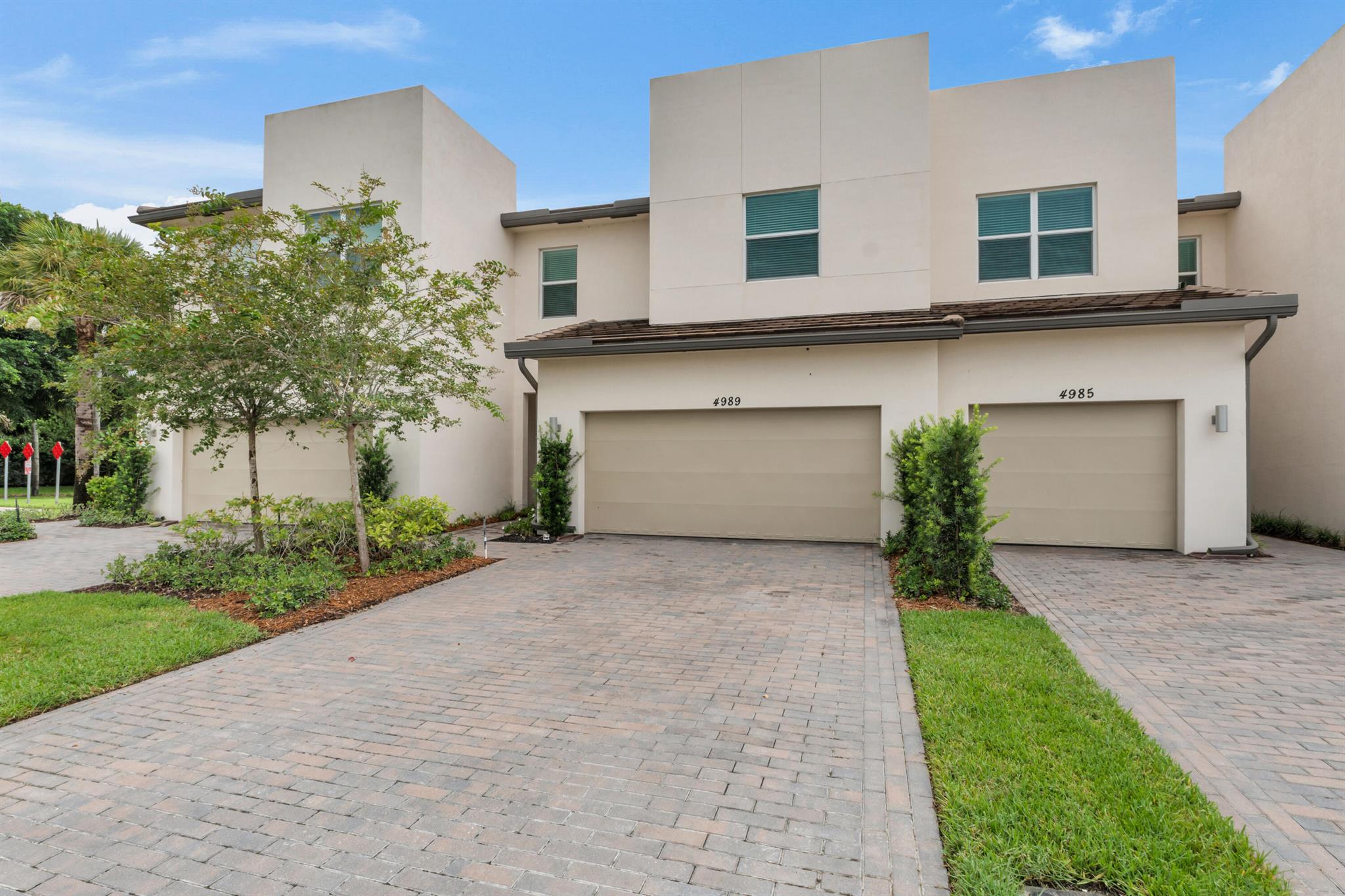 4989 Navali Drive