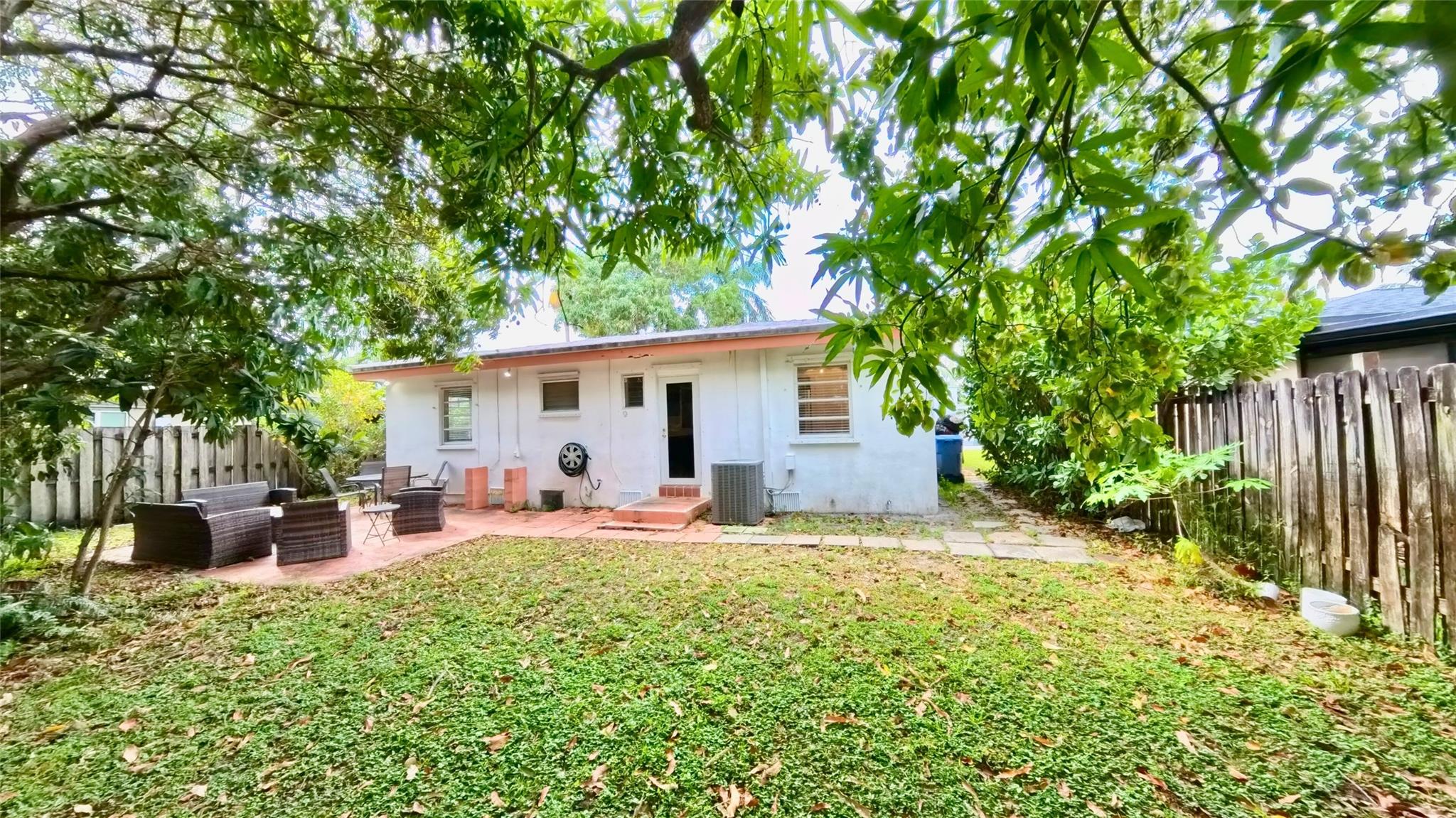 NORTH ANDREWS GARDENS 2ND - Residential Lease