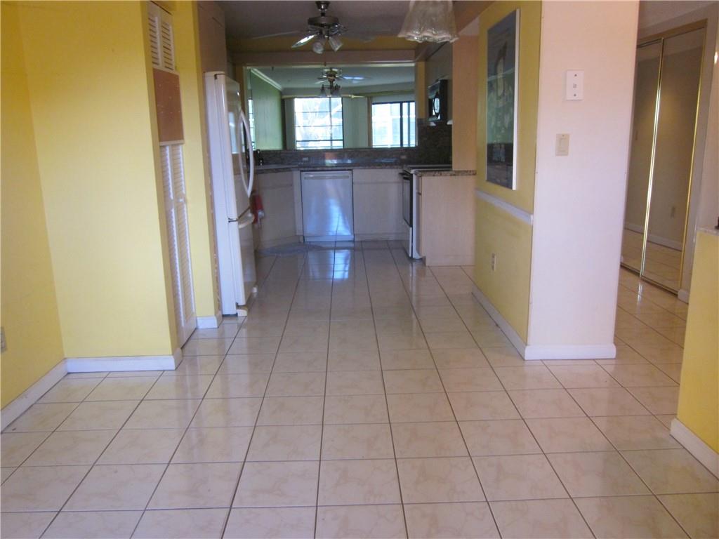 FAIRFAX - Residential