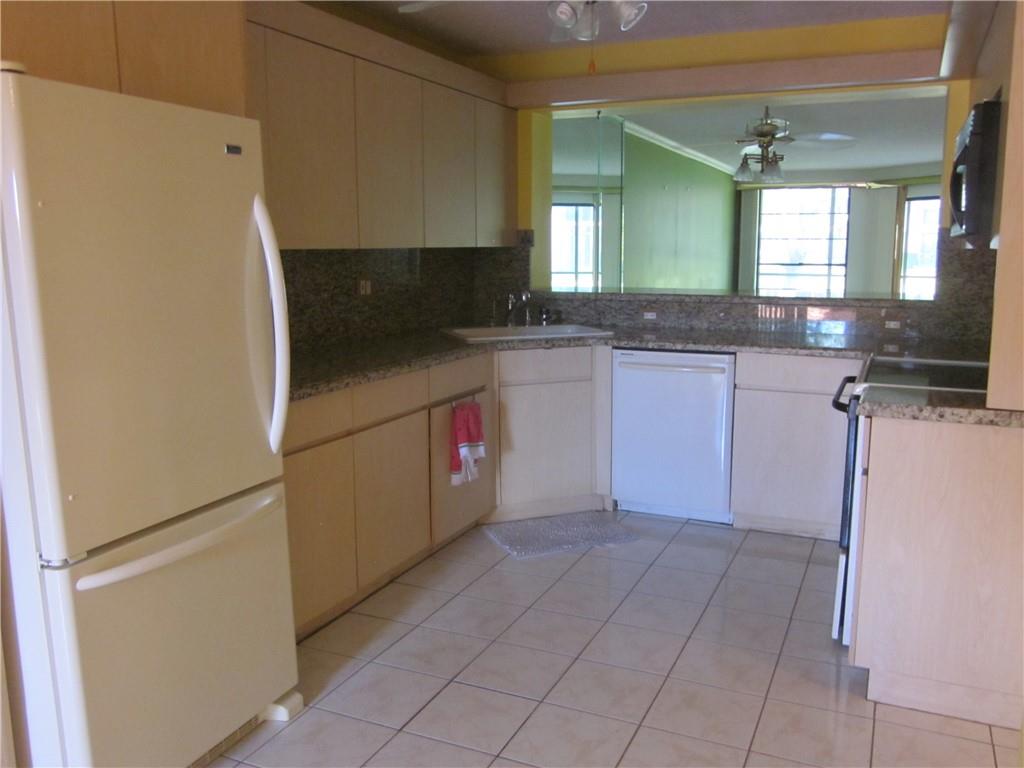 FAIRFAX - Residential