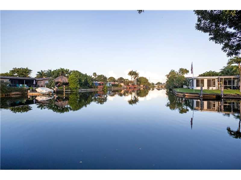 Royal Palm Isles - Residential