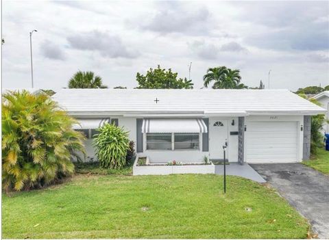 3021 NW 2nd Avenue Pompano Beach FL 33064