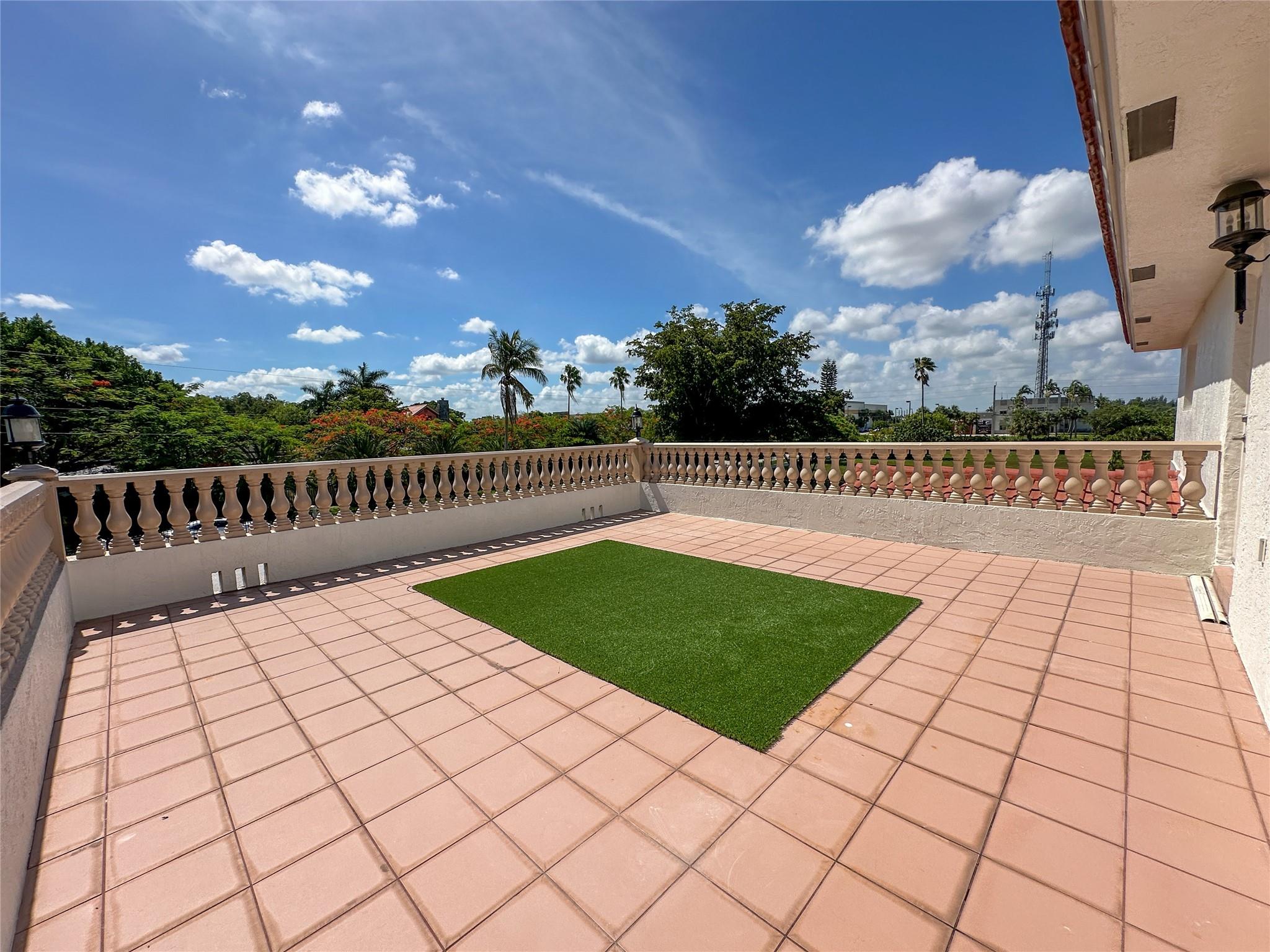 198 TERRACE PLAT - Residential