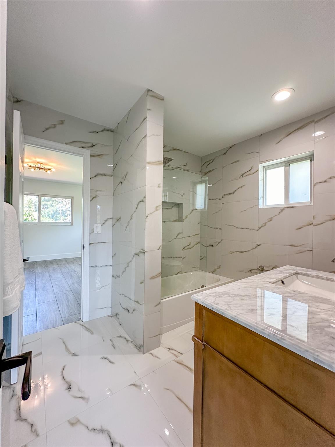 198 TERRACE PLAT - Residential