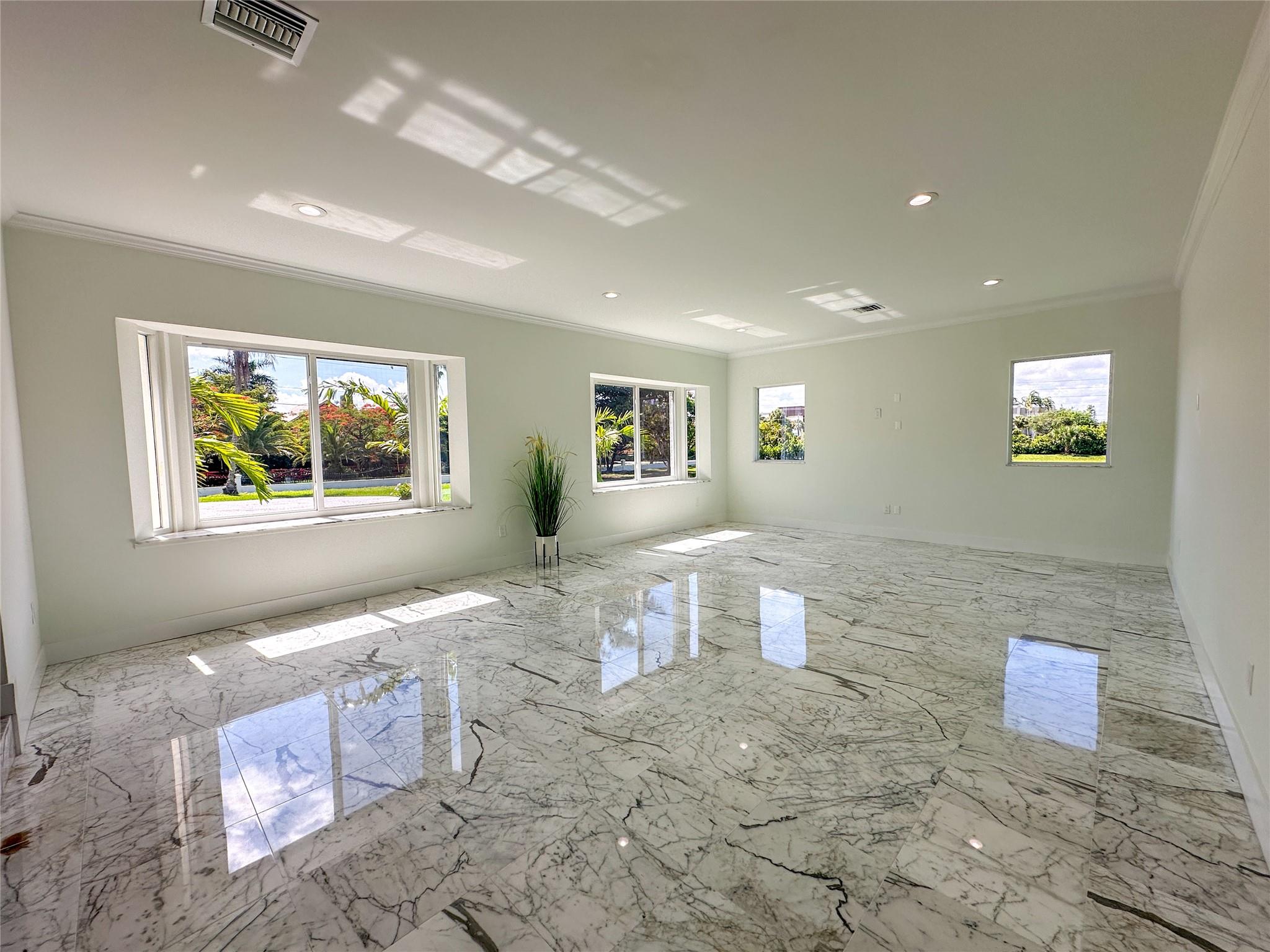 198 TERRACE PLAT - Residential