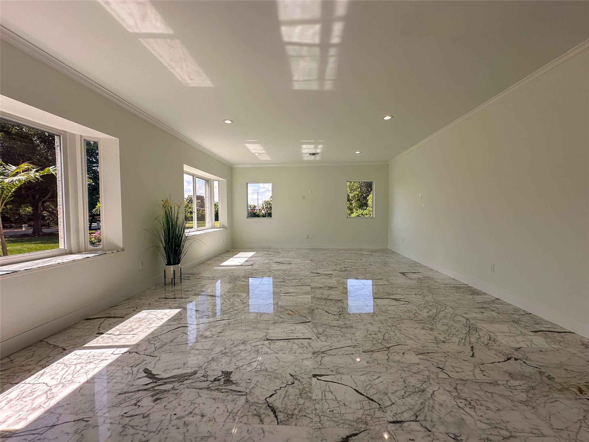 198 TERRACE PLAT - Residential