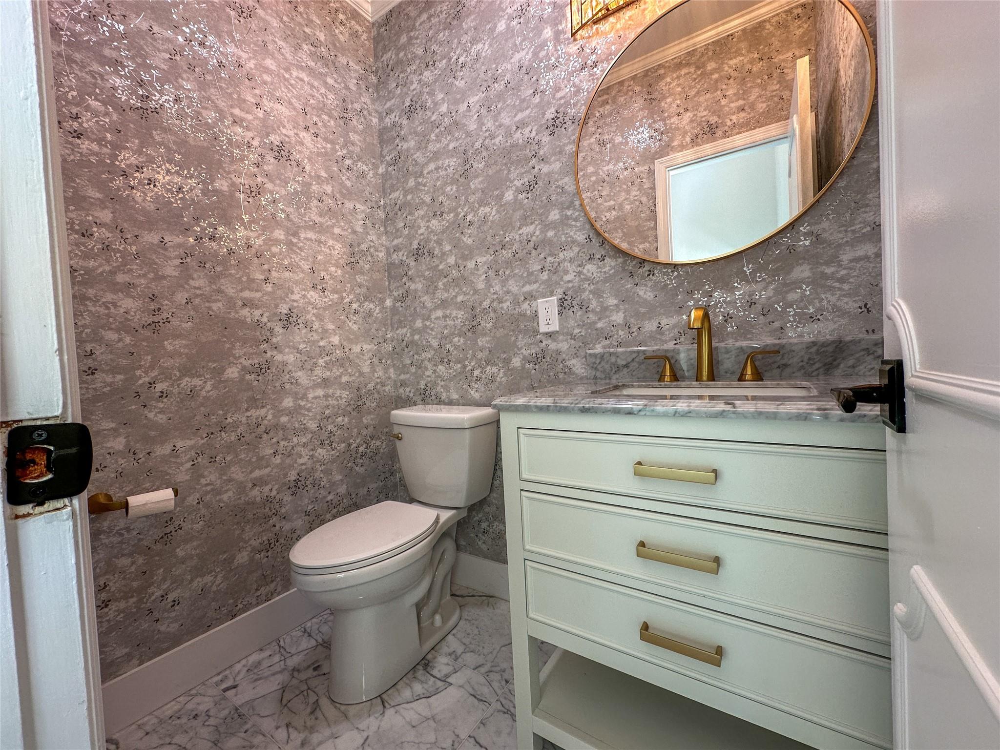 198 TERRACE PLAT - Residential