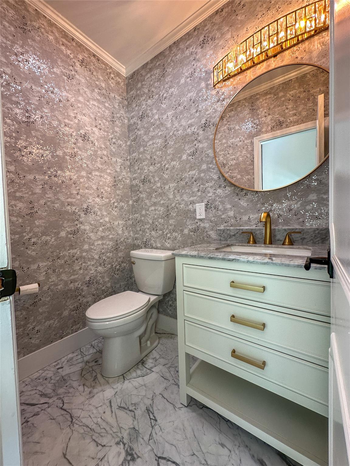 198 TERRACE PLAT - Residential