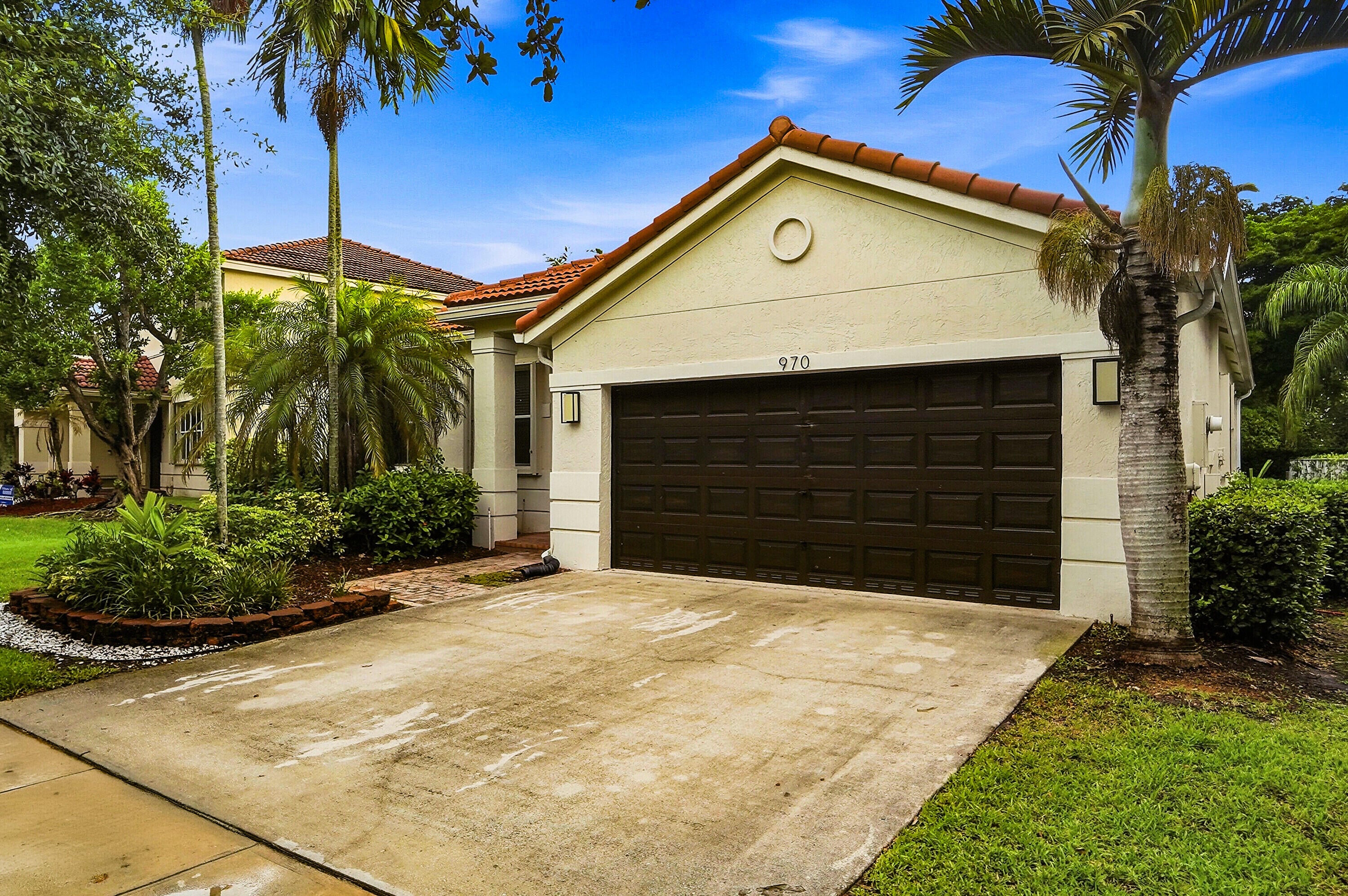 970 Tulip Circle, Weston FL 33327