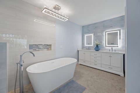 Tiny photo for 13343 DOUBLETREE Circle, Wellington, FL 33414 (MLS # B26069456)