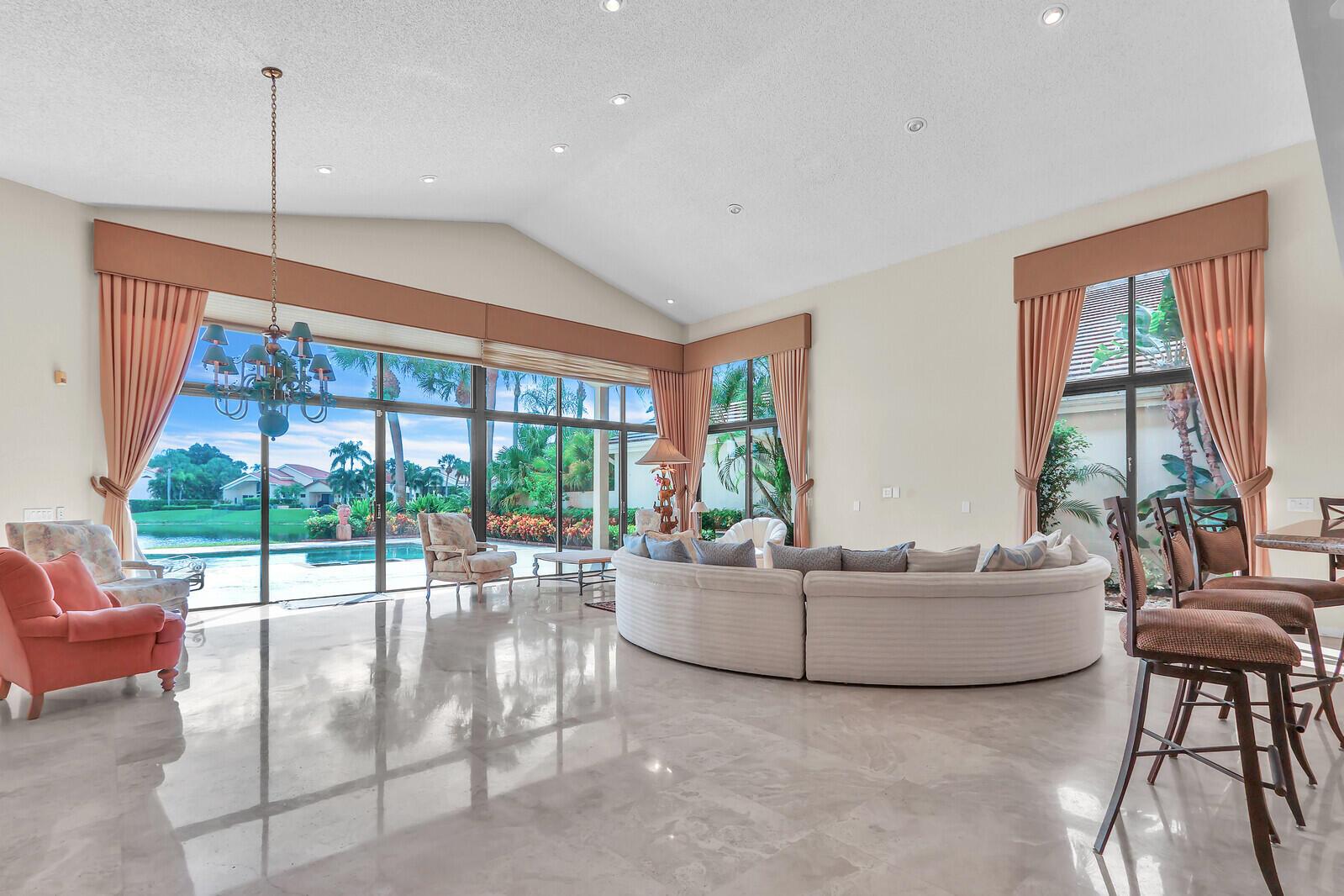FRENCHMANS CREEK PAR F-2 - Residential