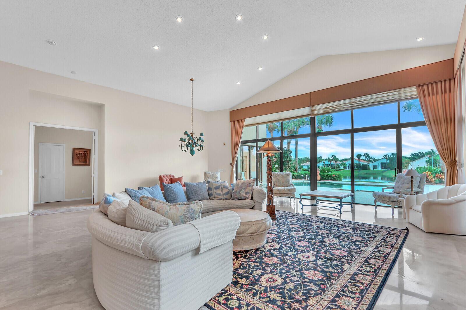 FRENCHMANS CREEK PAR F-2 - Residential