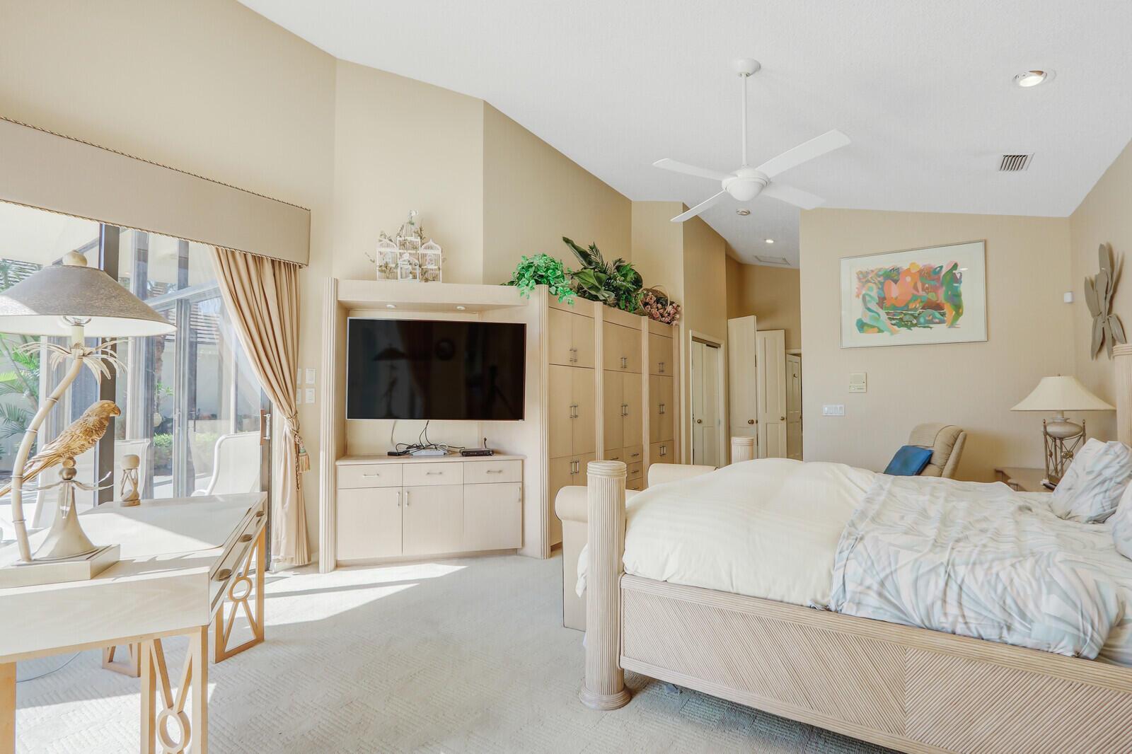FRENCHMANS CREEK PAR F-2 - Residential