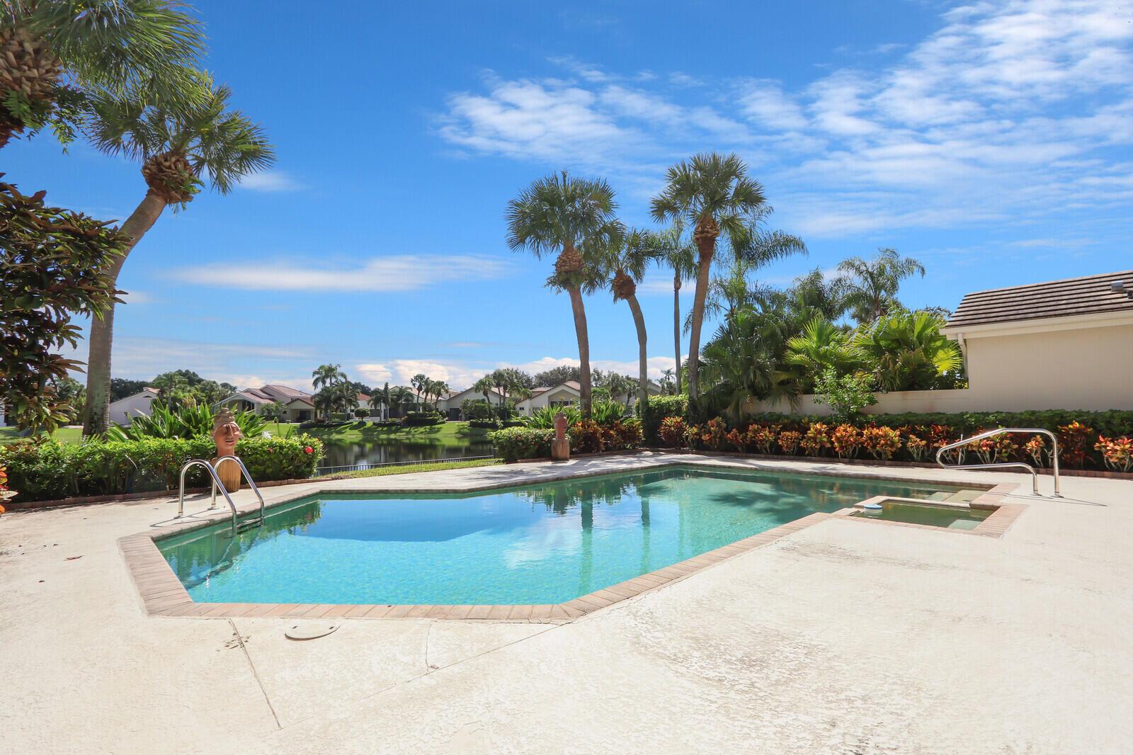 FRENCHMANS CREEK PAR F-2 - Residential