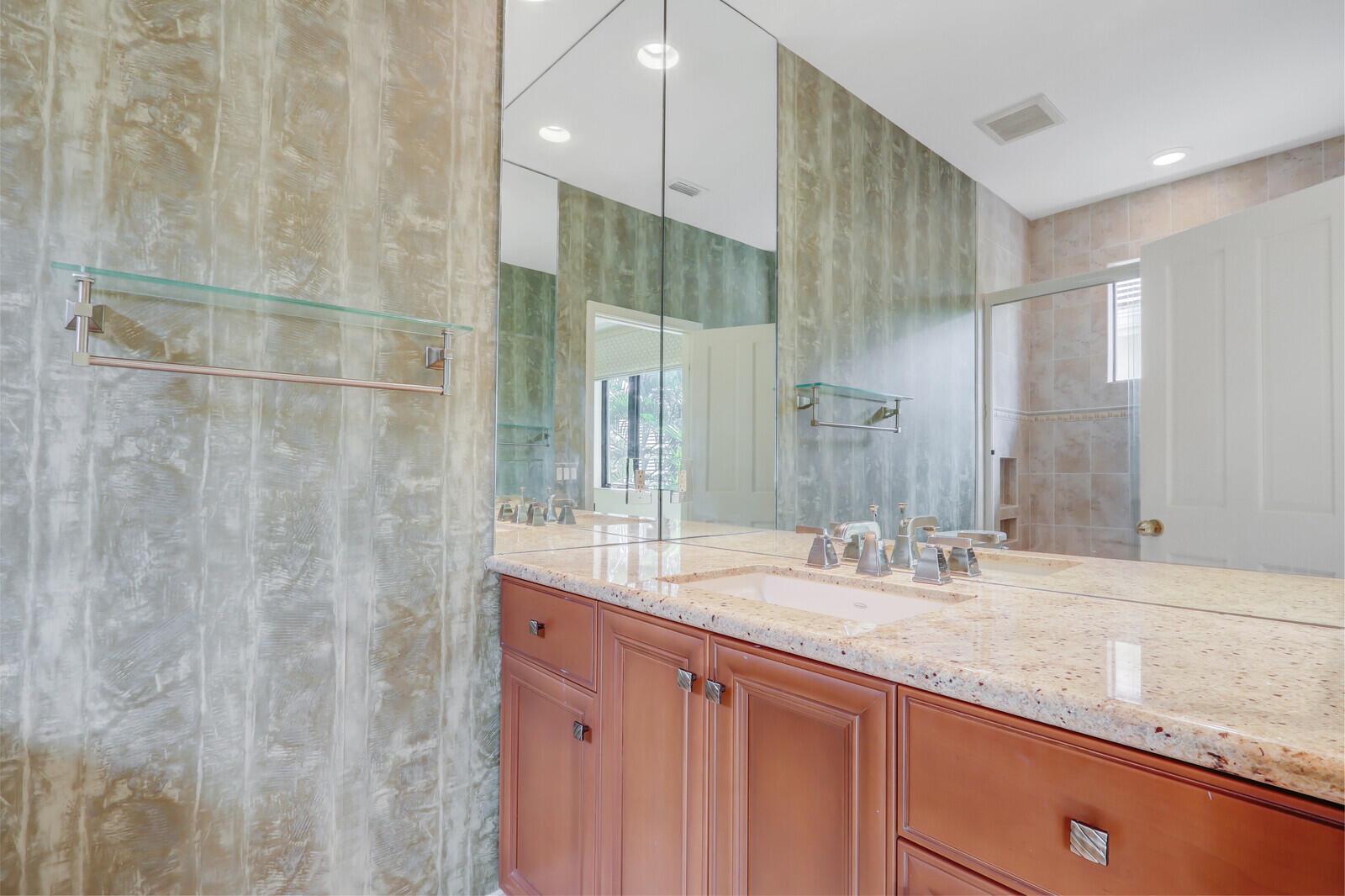 FRENCHMANS CREEK PAR F-2 - Residential