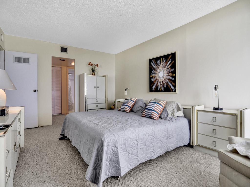 ARLEN HOUSE EAST CONDO - Residential