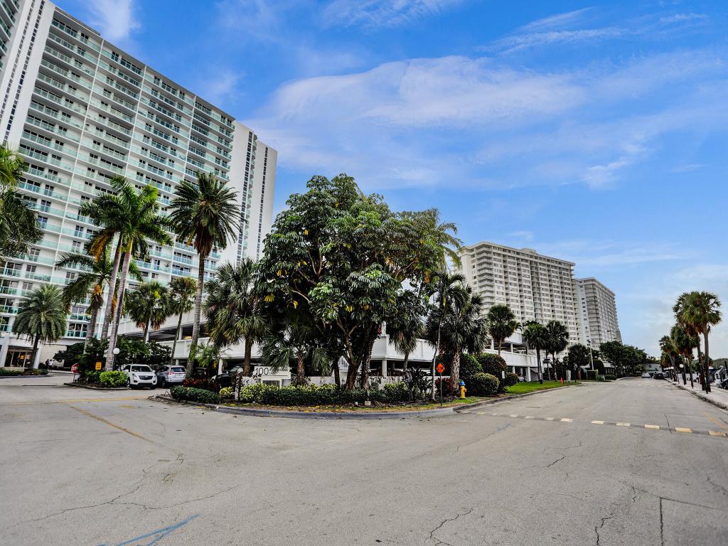 ARLEN HOUSE EAST CONDO - Residential