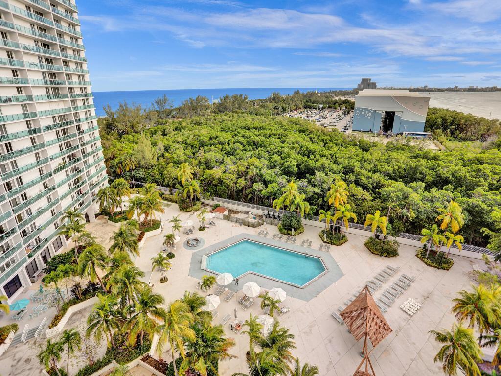 ARLEN HOUSE EAST CONDO - Residential