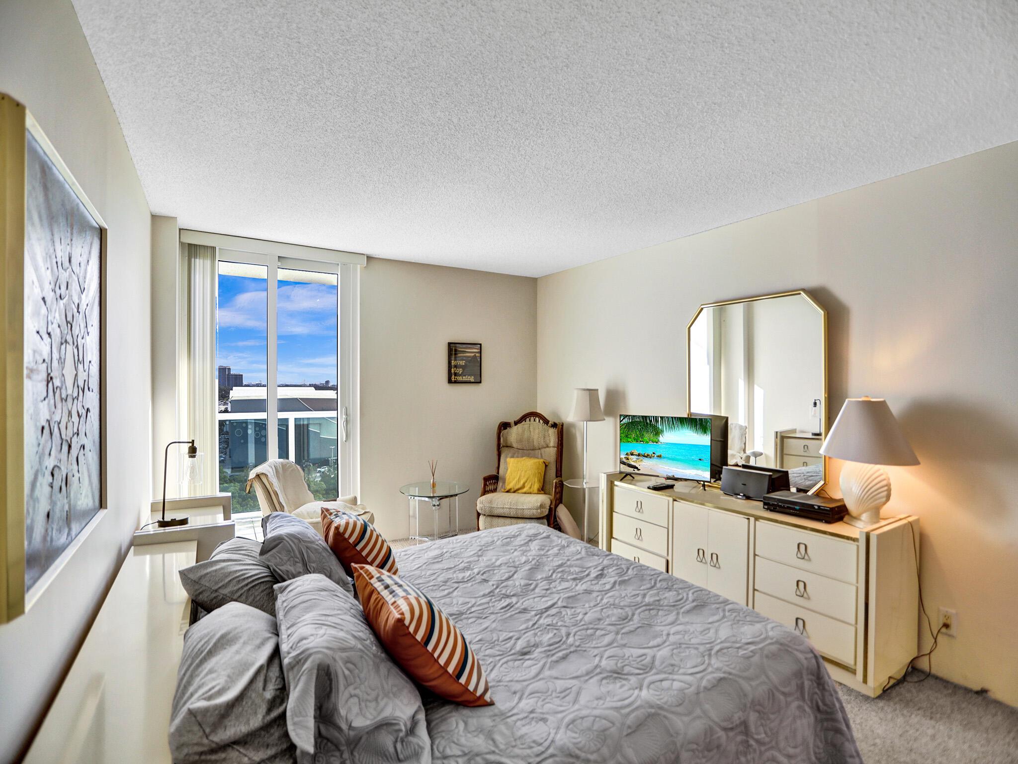 ARLEN HOUSE EAST CONDO - Residential