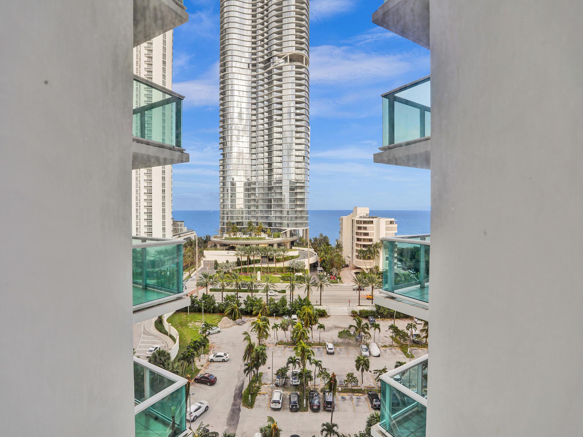 100 Bayview Drive 1125