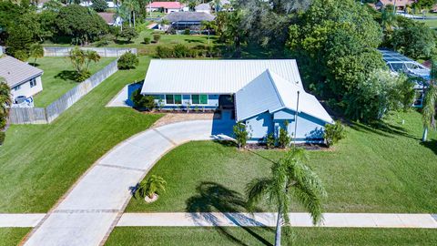 2473 SE Drayton Road Port St Lucie FL 34952