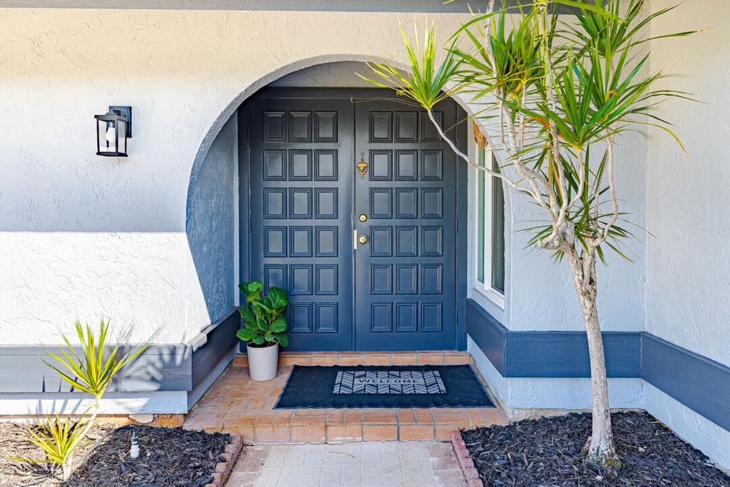 Photo of 2473 SE Drayton Road, Port Saint Lucie, FL 34952 (MLS # R11136372)