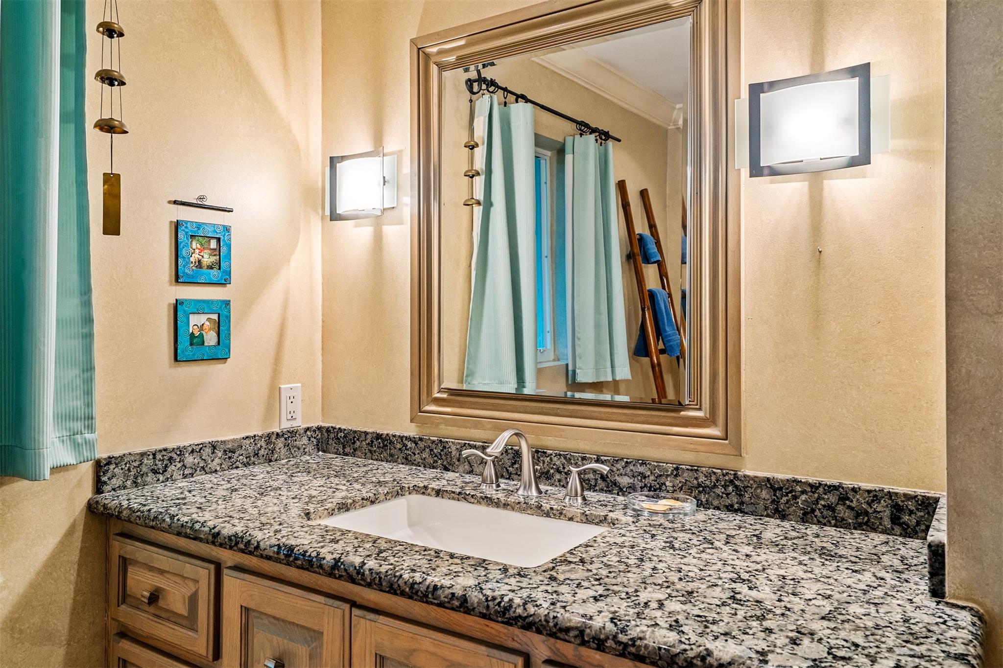 POINSETTIA HEIGHTS - Residential