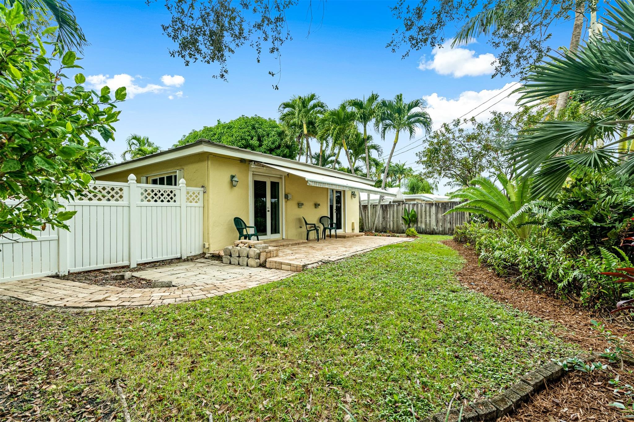 POINSETTIA HEIGHTS - Residential