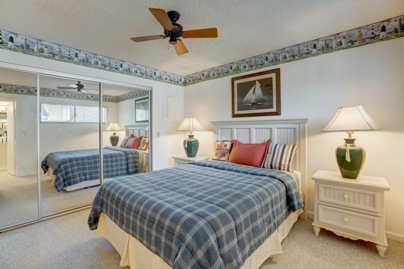 SEA LOFTERS CONDO - Residential