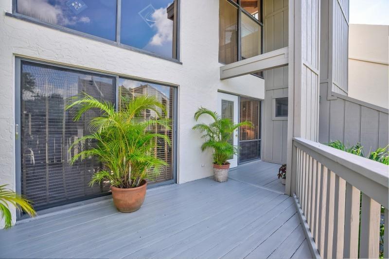 SEA LOFTERS CONDO - Residential