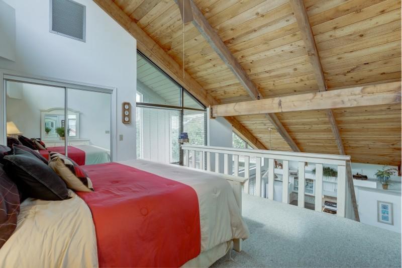 SEA LOFTERS CONDO - Residential