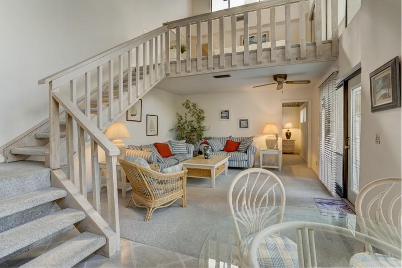 SEA LOFTERS CONDO - Residential