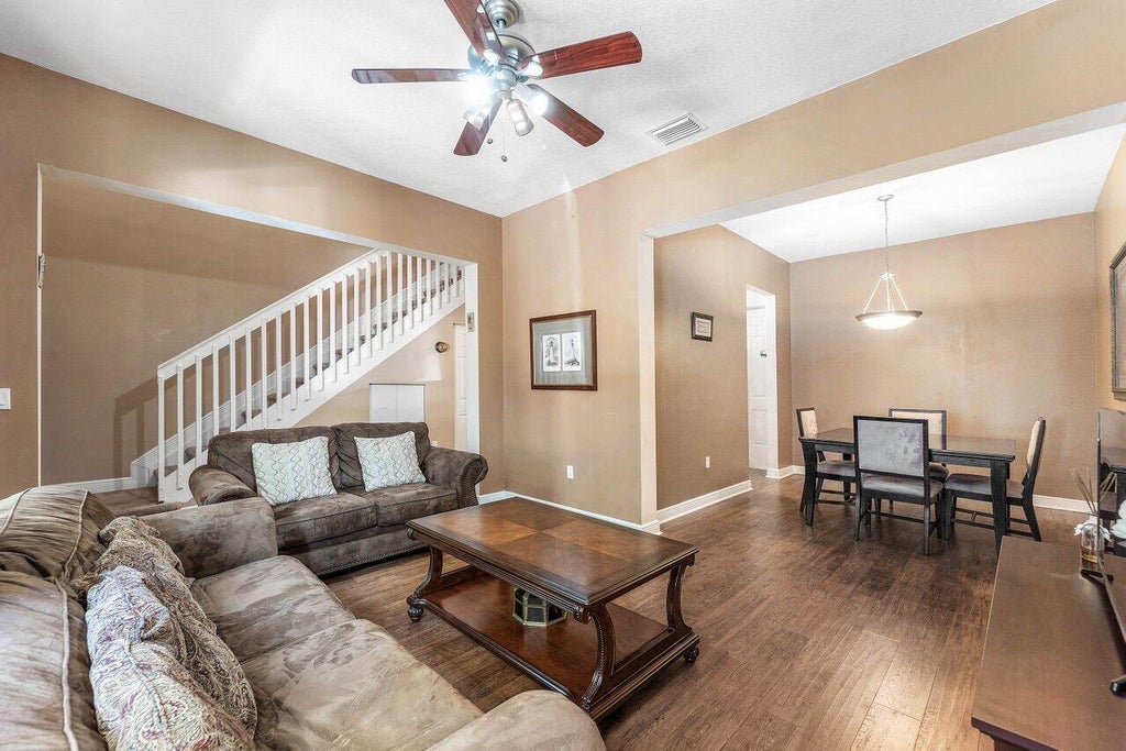 Photo of 2611 VENETIAN Drive, Boynton Beach, FL 33426 (MLS # B26093506)