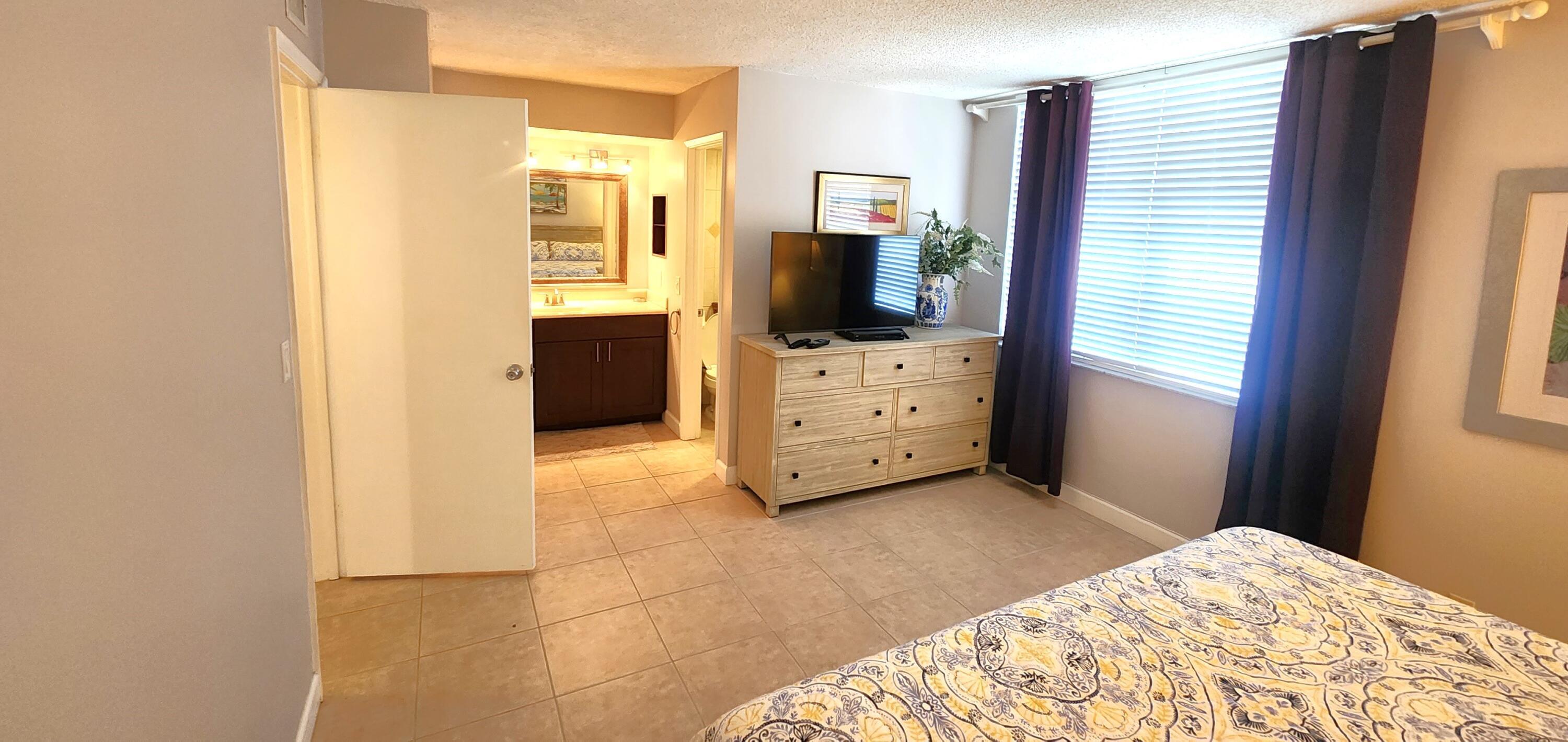 LAVERS DELRAY RACQUET CLUB CONDO - Residential