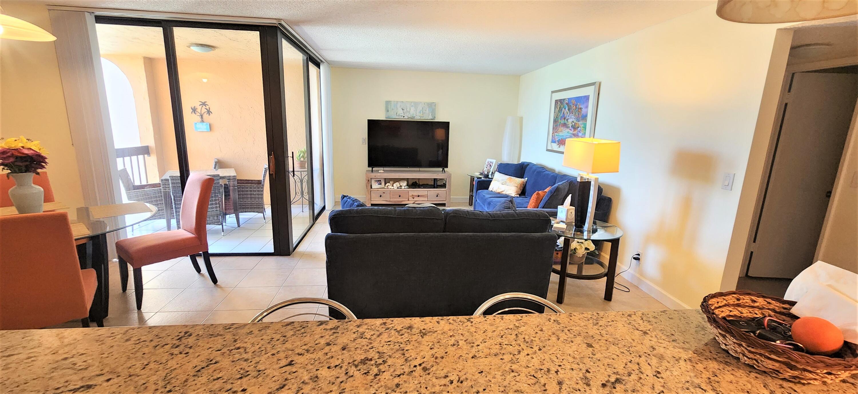LAVERS DELRAY RACQUET CLUB CONDO - Residential