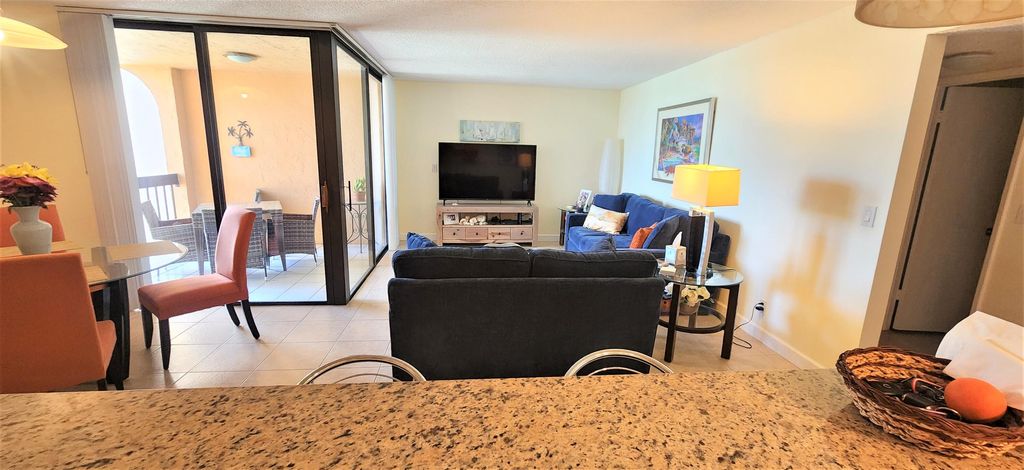Photo of 450 Egret Circle #9403, Delray Beach, FL 33444 (MLS # B26028914)