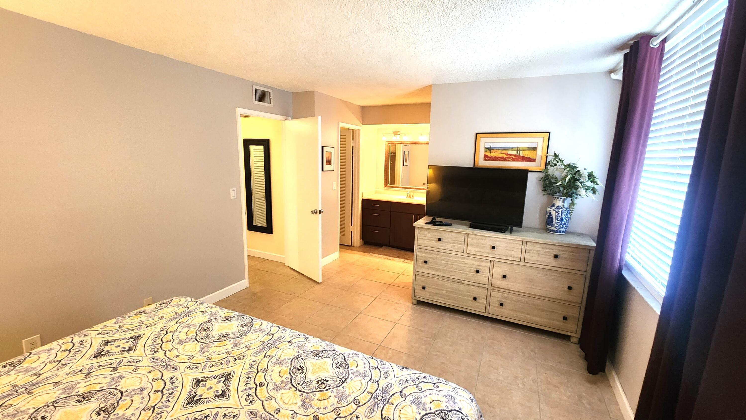 LAVERS DELRAY RACQUET CLUB CONDO - Residential