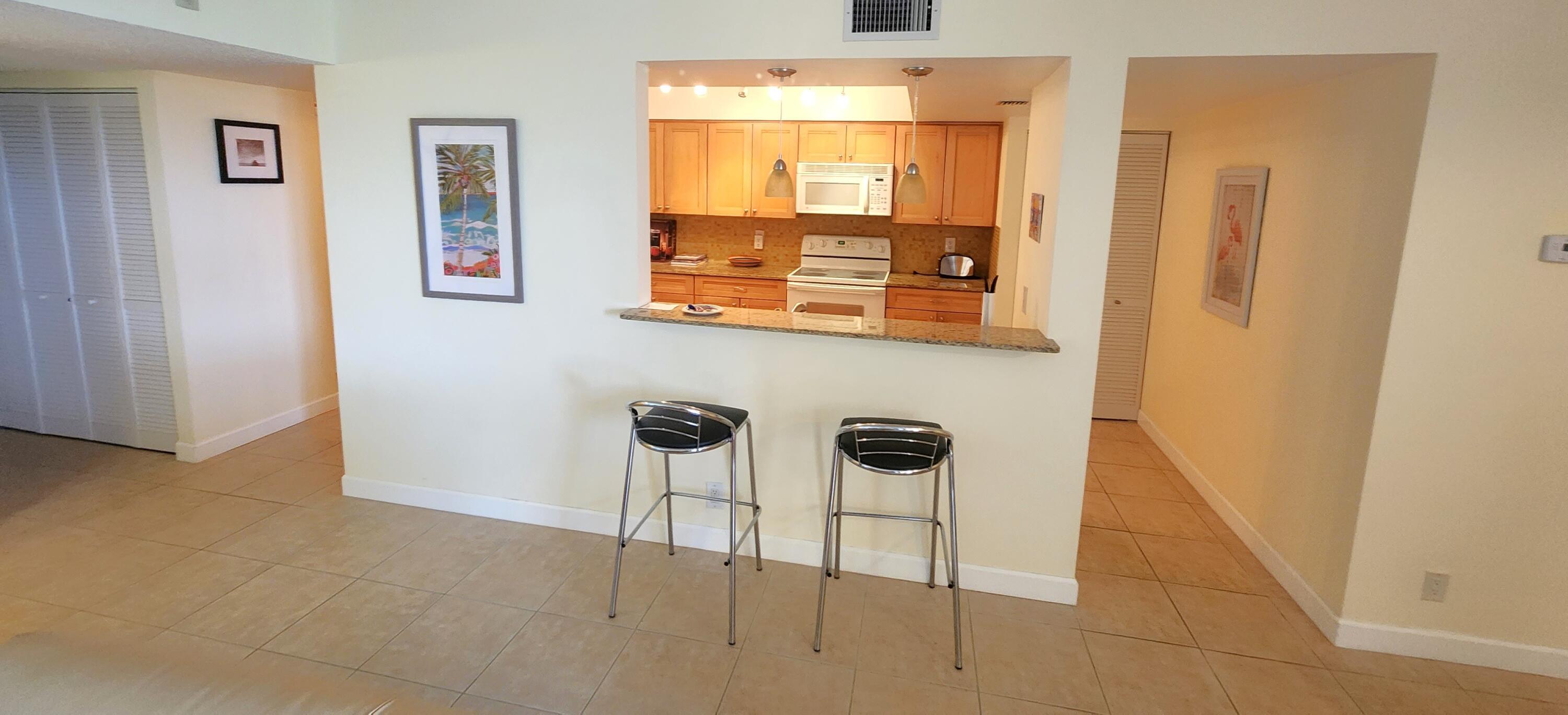 LAVERS DELRAY RACQUET CLUB CONDO - Residential