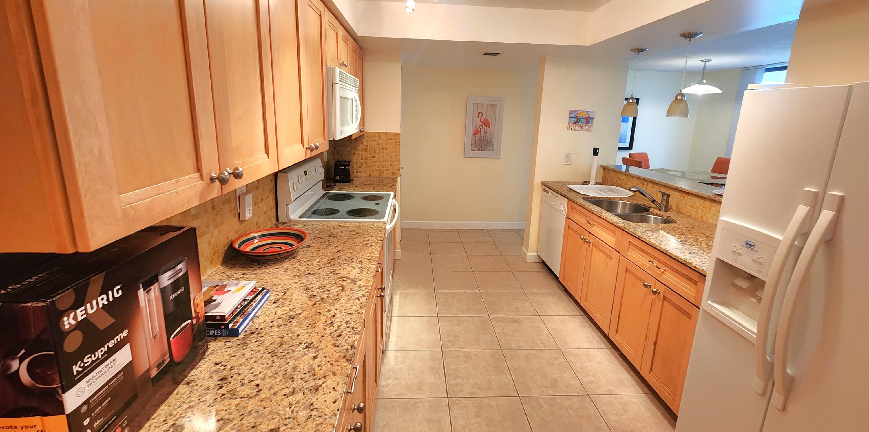 LAVERS DELRAY RACQUET CLUB CONDO - Residential