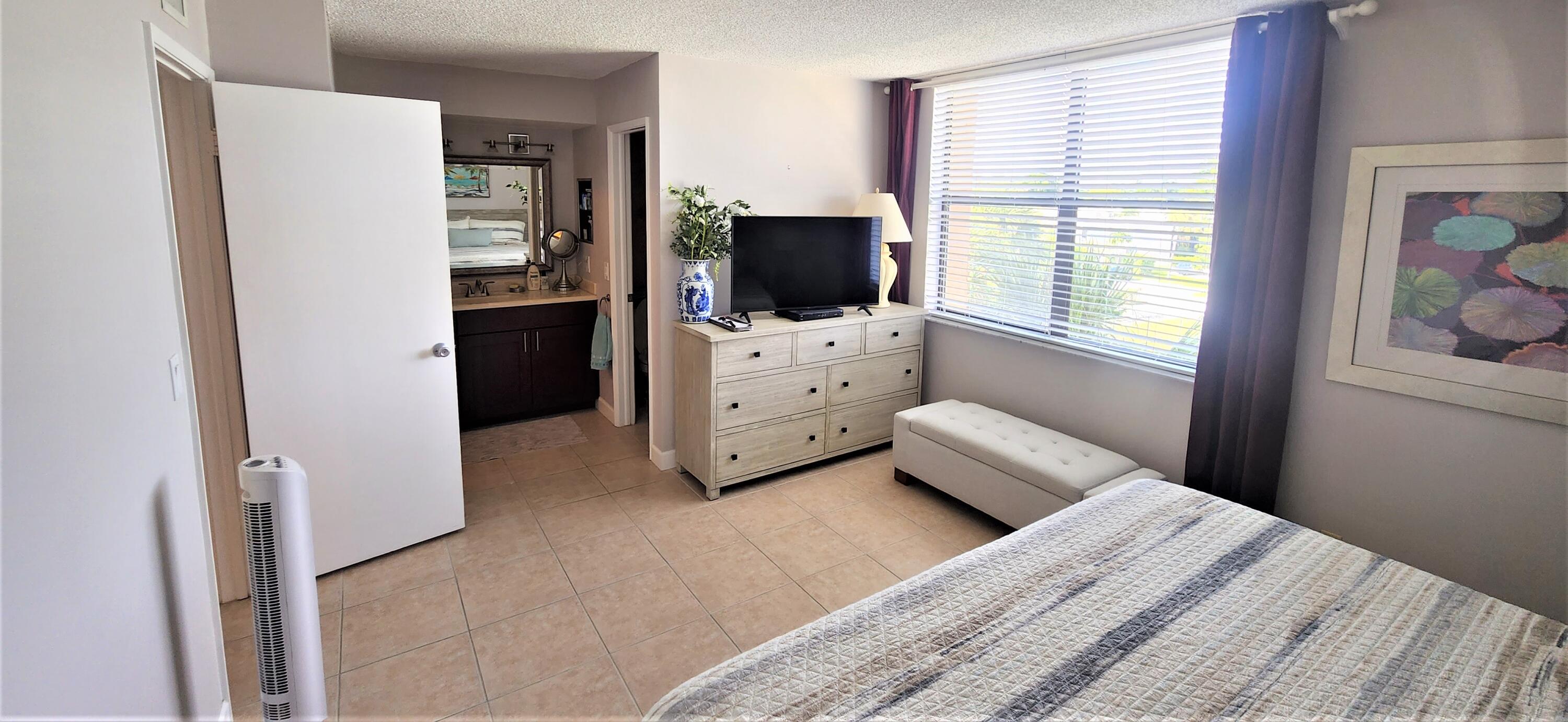 LAVERS DELRAY RACQUET CLUB CONDO - Residential