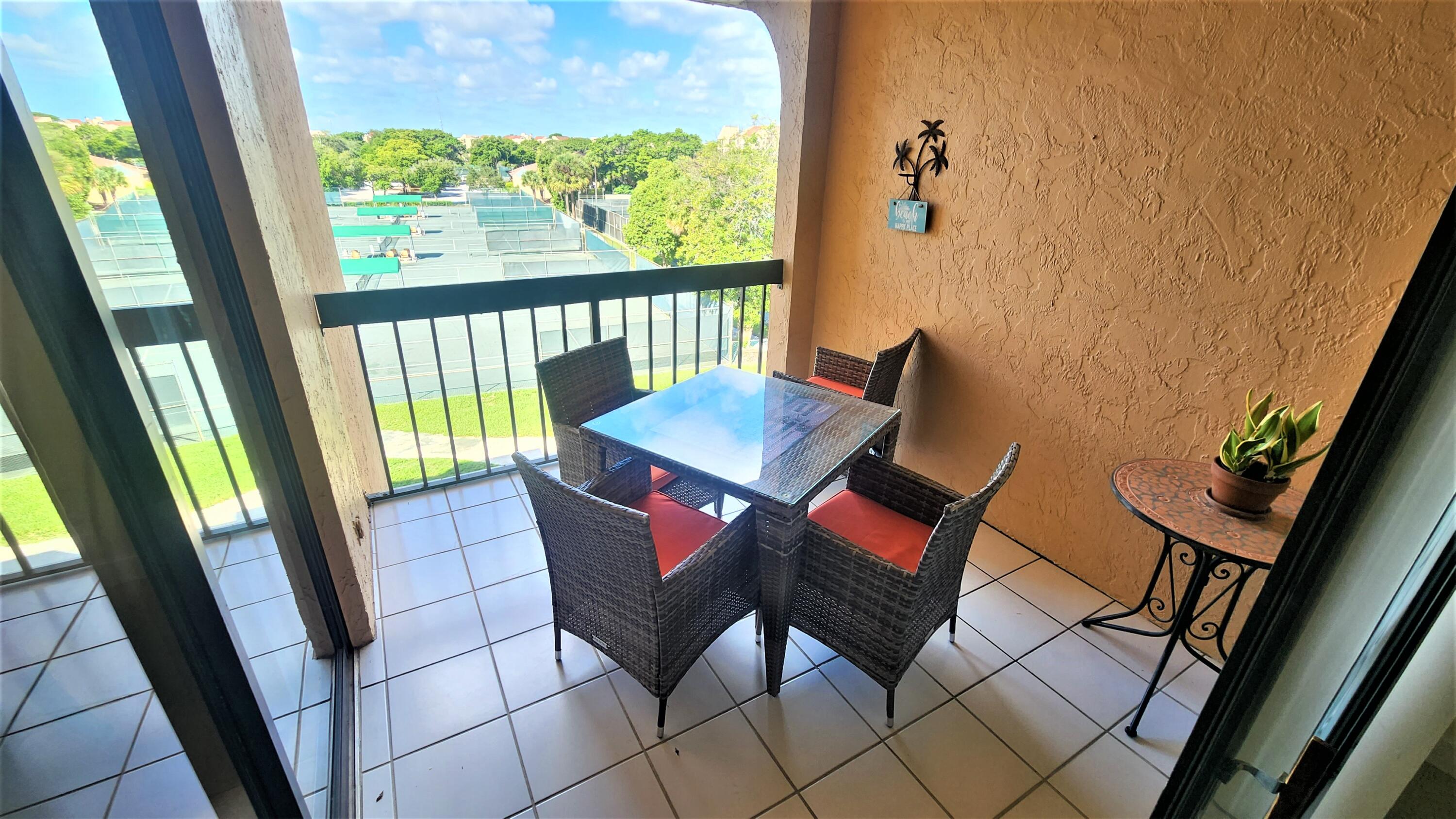 LAVERS DELRAY RACQUET CLUB CONDO - Residential