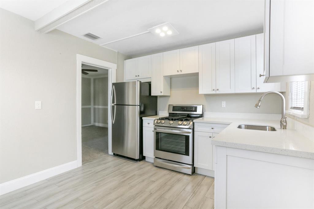 BUNKER HILL - Residential Income