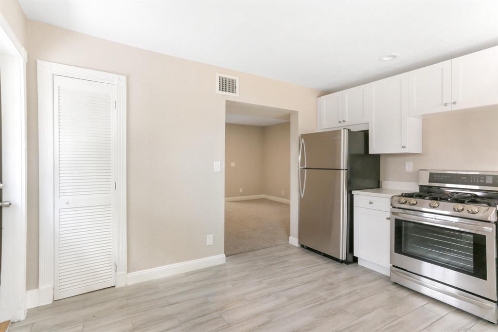 BUNKER HILL - Residential Income