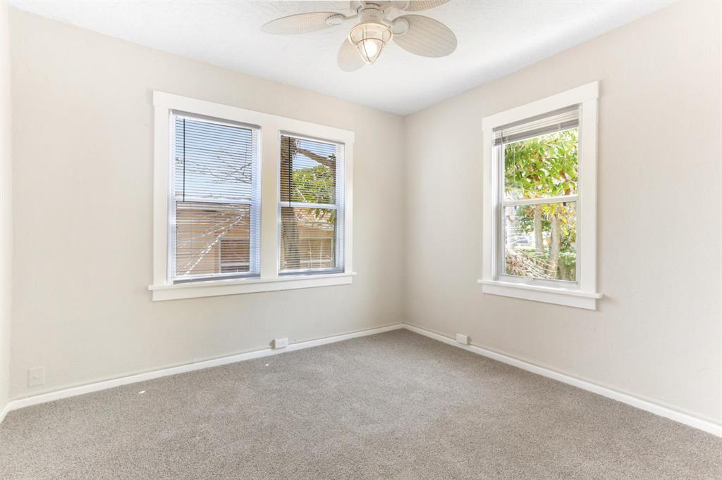 BUNKER HILL - Residential Income