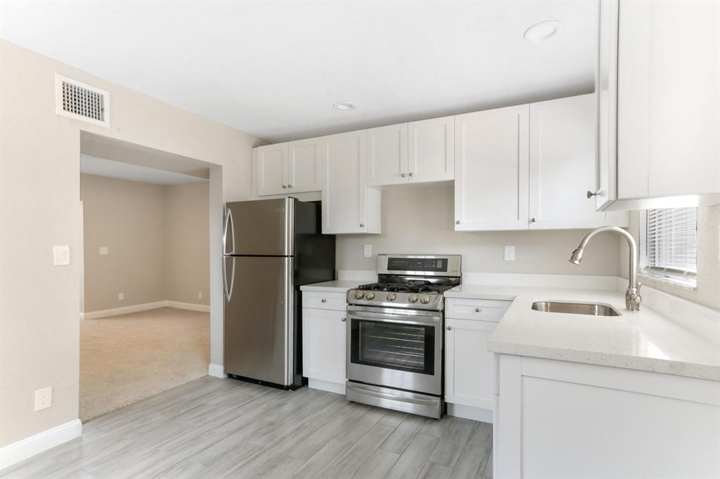 BUNKER HILL - Residential Income