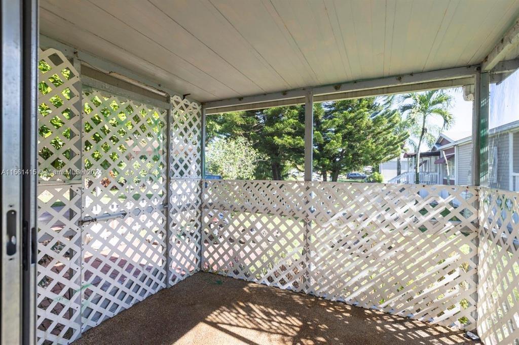 Watergate Mobile Home Est - Residential Lease