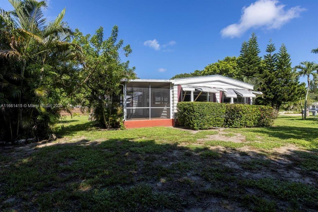 Watergate Mobile Home Est - Residential Lease