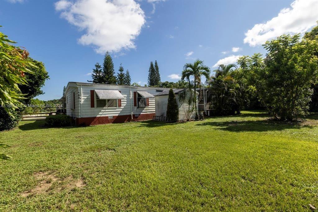 Watergate Mobile Home Est - Residential Lease