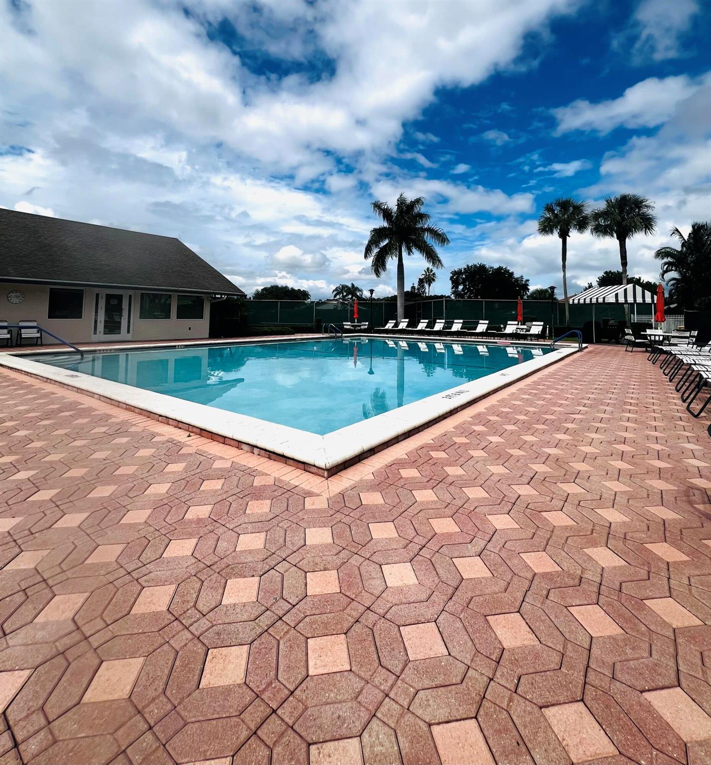 HOMEWOOD LAKES SEC A - Residential