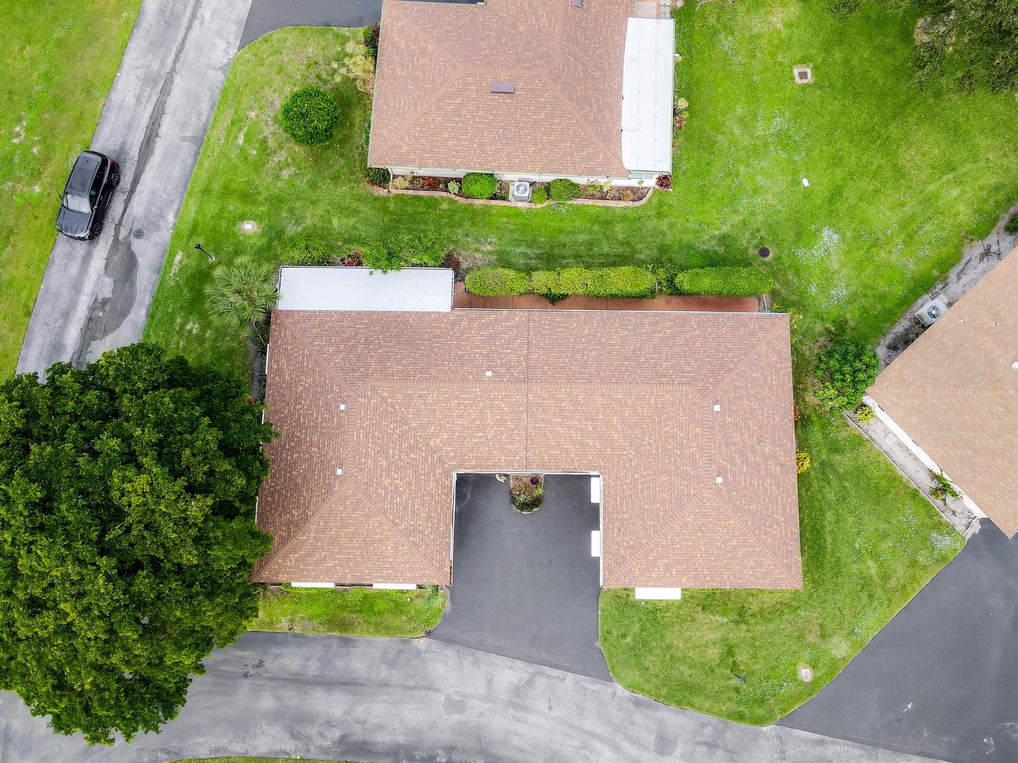 COUNTRY MANORS CONDO - Residential